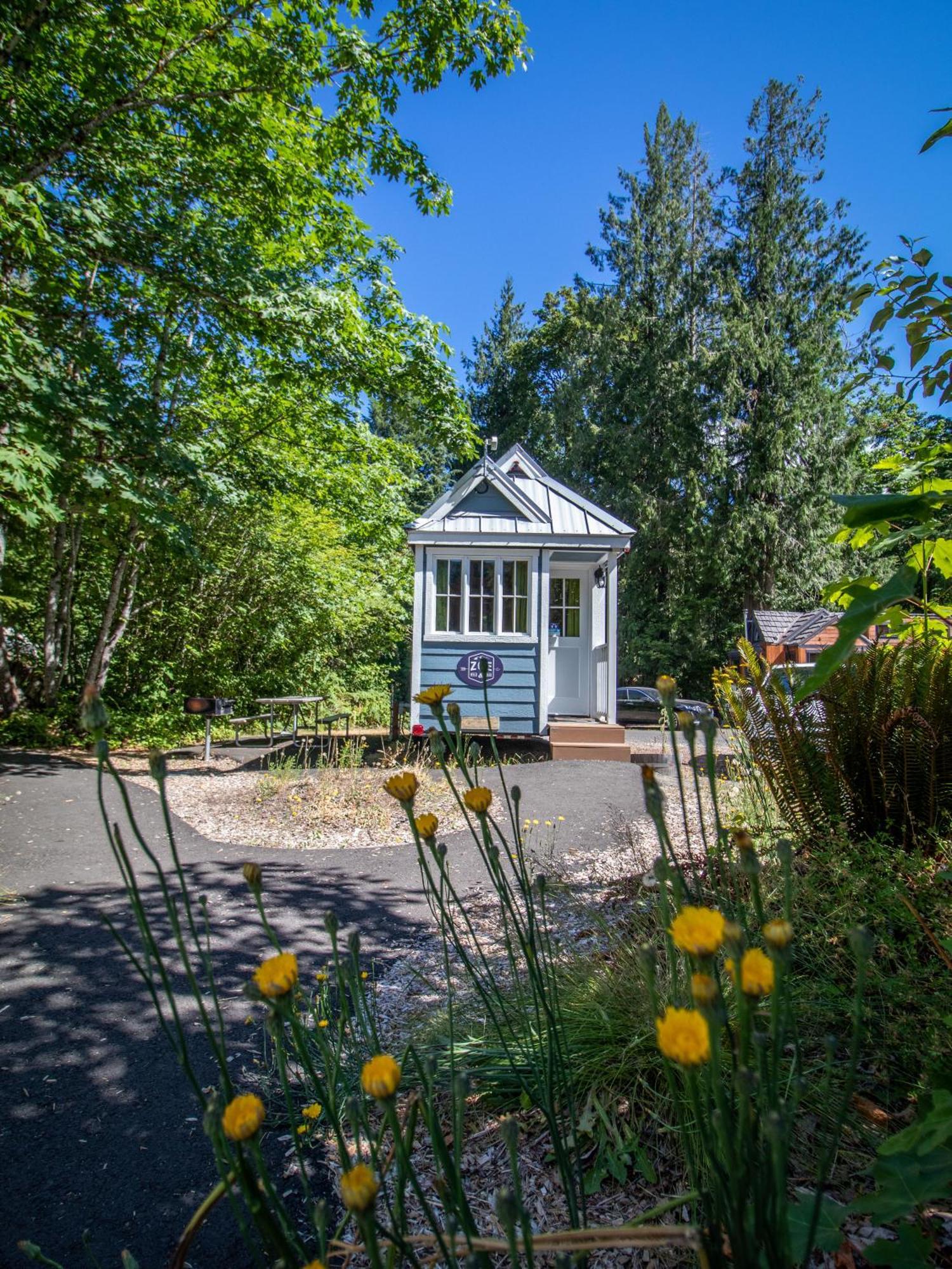 Mt Hood Tiny House Village Welches Екстериор снимка